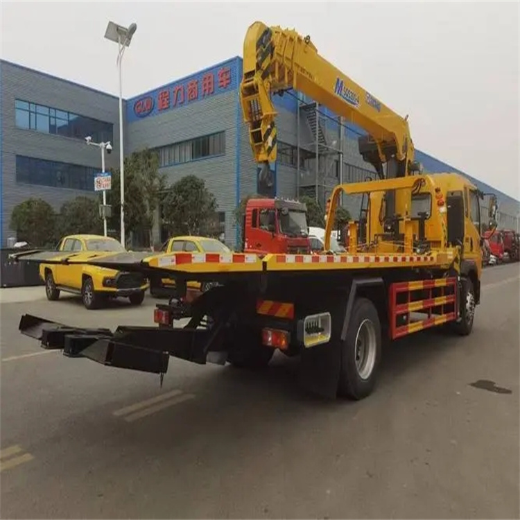 万源附近小随车吊出租电话，轻松解决搬运烦恼