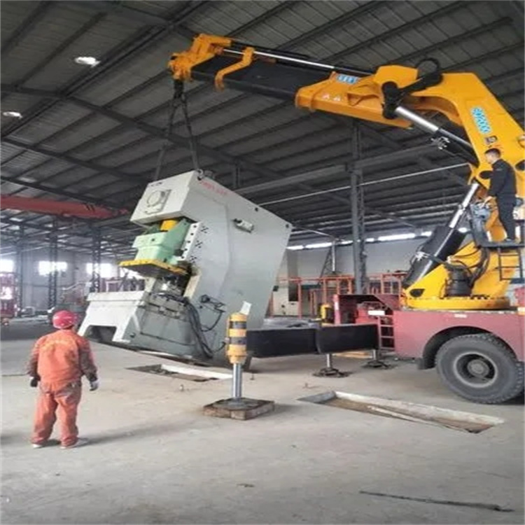 万源80吨折臂吊车出租附近电话